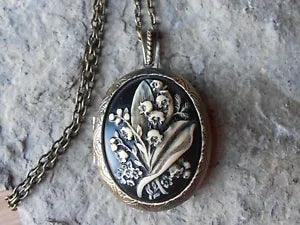 LILY OF THE VALLEY HAND PAINTED BLACK CAMEO LOCKET-ANTIQUE BRONZE, VINTAGE LOOK