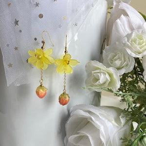 Strawberry dainty Earring | Flowers Handmade Floral Dangle Earrings for Mom| Korea Earrings