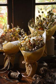 Everlasting Wildflower Bouquets - Small / Australian Dried Flowers / Valentine??s Day Flower Delivery