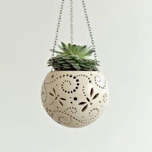 Dragonfly pottery hanging flower pot - boho farmhouse planter Balcony decoration orchid plant hanger Air plant balcony holder wiht drainage