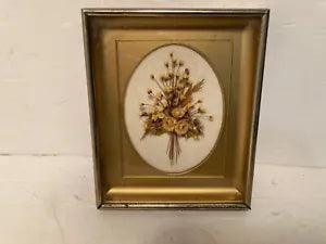 VINTAGE DRIED FLOWERS WALL ART UNDER GLASS 5 X 6" GOLD COLOR METAL FRAME