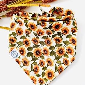 Sunflower Bandanas/Dog Bandana/Custom Made Bandana/Curved Neck/bandana/Snap on Bandana/Bandana with elastic/over the collar/Bow Tie