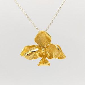 Orchid Gold Flated Necklace,Charm Unique Nature Gold Flower Necklace,Sterling Silver,Bridal Bridesmaid Jewelry,Mothers day Gift for Grandma