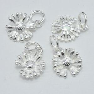 2pcs 925 Sterling Silver Charm, Daisy Charm, Flower Pendant, 10mm with 5.8mm Closed Jump Ring (007916132)