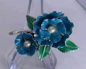 Flower Carnations Blue Enameled Pearl Center Vintage Silver  Pin Brooch D-9702