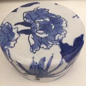 BLUE & WHITE ceramic ROUND TRINKET BOX, Peony Flowers, 4" x 2"- SHIPS ASAP
