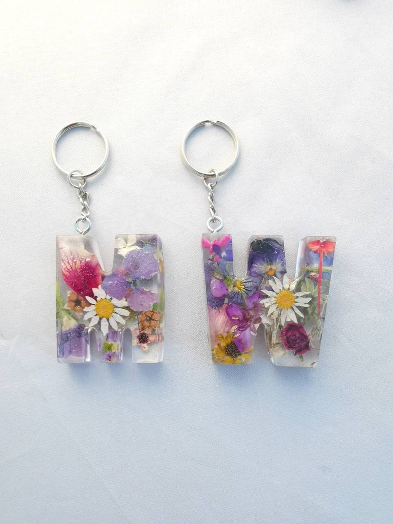 KEYRING from the Garden, Secret Santa, Teacher Gift, Gift for Her, Flower Art, House Warming Gift, New Car Gift, Best Friend Gift, Flowers house warming flower