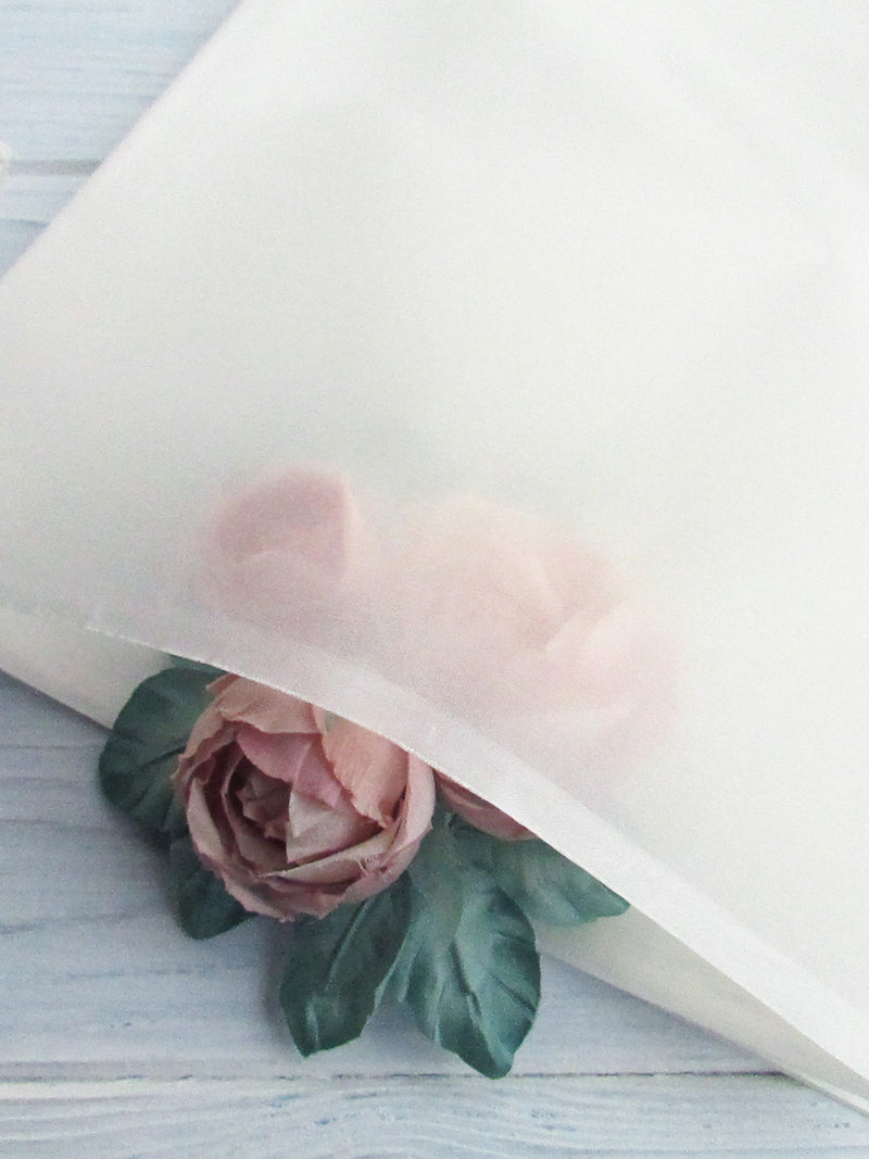Usukinu (Thin silk) Ivory Japanese fabric pre-starched professional (semi-hard) for silk flower art silk flower
