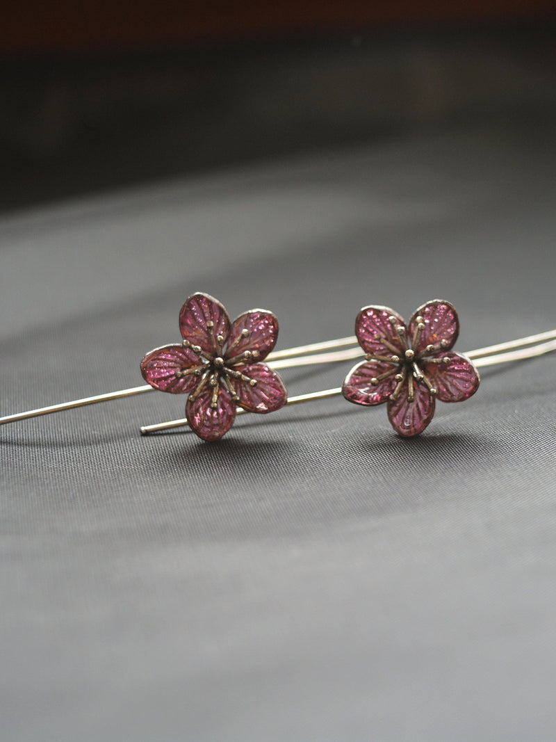 Eco friendly earrings Hellebore flower spore
