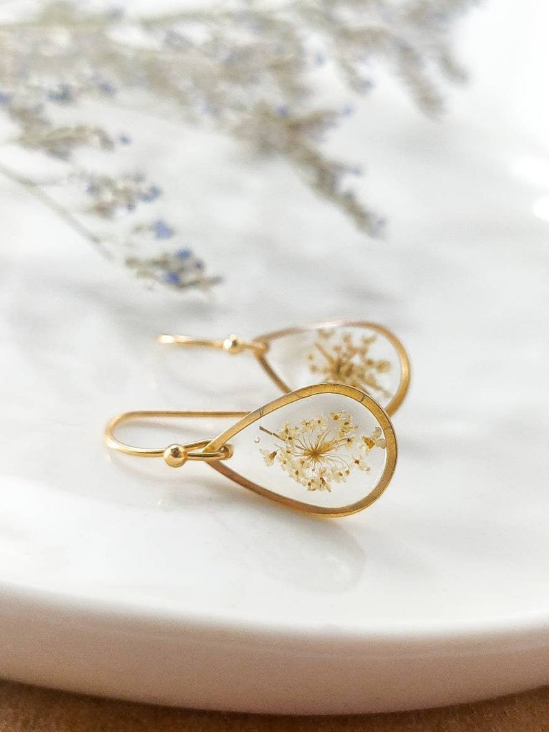 Queen Anne's Lace earrings, lace anniversary gift, homemade cottagecore earrings, pressed flower dainty jewelry, bridesmaid proposal ANNIVERSARY