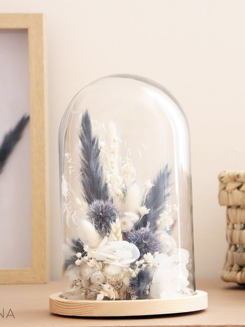 Flowers arrangement GRAPHISME VEGETAL blue dried thistle and pampas, eco-responsible gift, blue dried flower under glass bell FLOWER DELIVERY