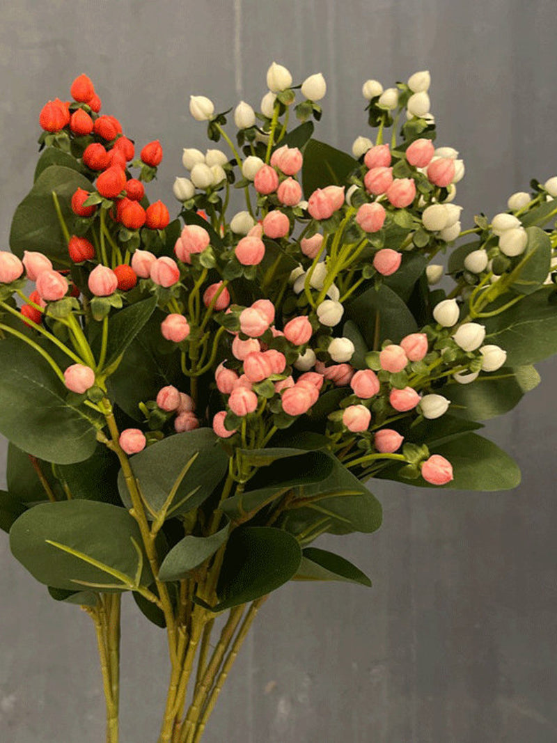 Artificial Hypericum Spray, Fake St. John's Wort Flower Stem, Realistic Berry with Foliage, Living Room Floral Decor, Bridal Bouquet Filler flower spore