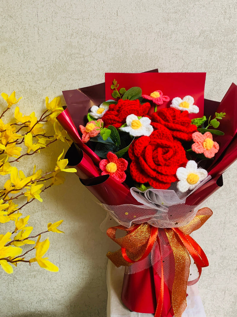 Crochet flowers,  red rose flower ornaments, cute A bunch of flower Anniversary bouquet Gift for her flower ornaments house warming flower