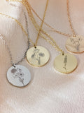 Combined birth flower necklace with custom text, 15 mm. Combined birth flower necklace in gold, rose gold, silver. birthday flower