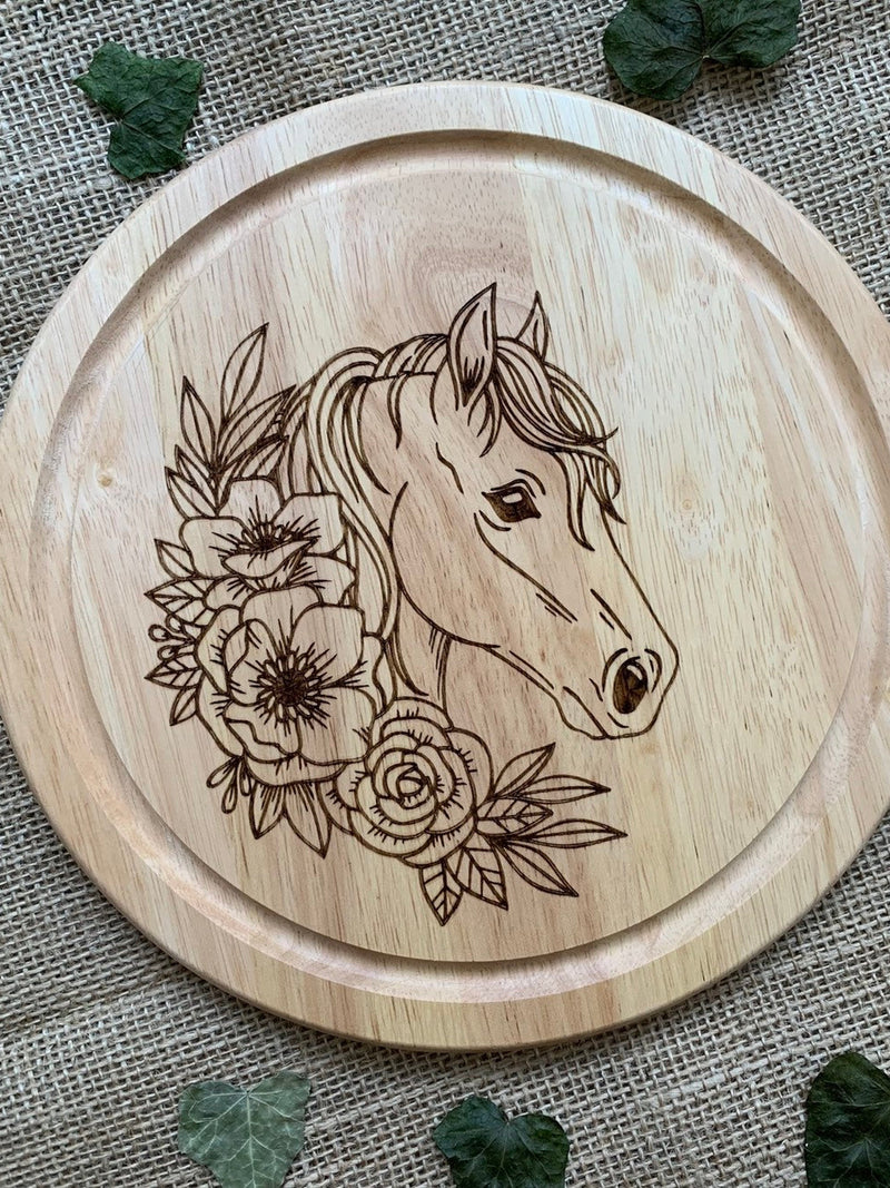 Horse with flower bread board, Engraved chopping board, House warming gift, Engraved wooden centrepiece, Personalised serving board house warming flower