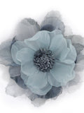 Broche fleur en organza et satin, 3 couleurs (bleu gris, blanc, gris). silk flower