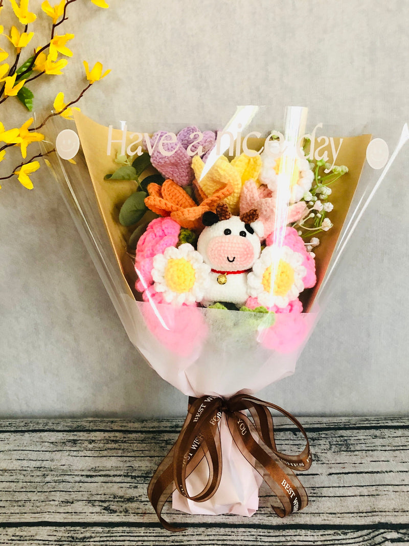 Crochet flowers, pink rose cow, cute A bunch of flower Anniversary bouquet Gift for her Knitted flower ornaments house warming flower