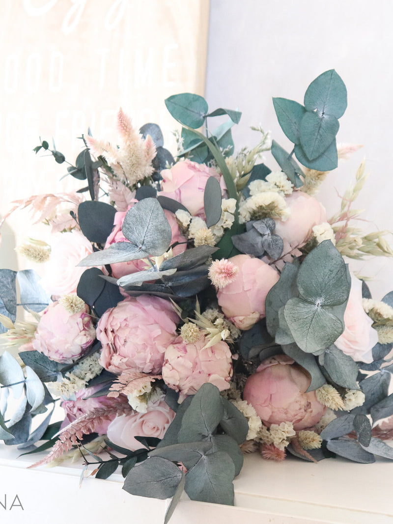 Bouquet TAORMINE made of blush eternal rose and peonie for home decoration or romantic bridal bouquet, preserved flowers for spring bouquet Bouquet