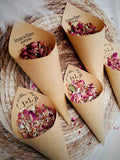 dried flowers personalized, flower confetti wedding, natural confetti, biodegradable, environmentally friendly wedding flower