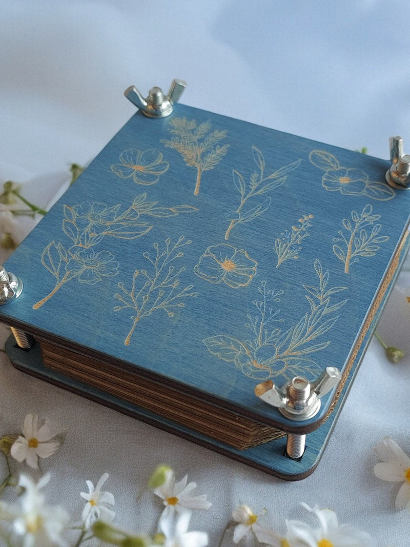 Pocket Flower Press Kit: Botanical Plant Press, Garden Gift birthday flower