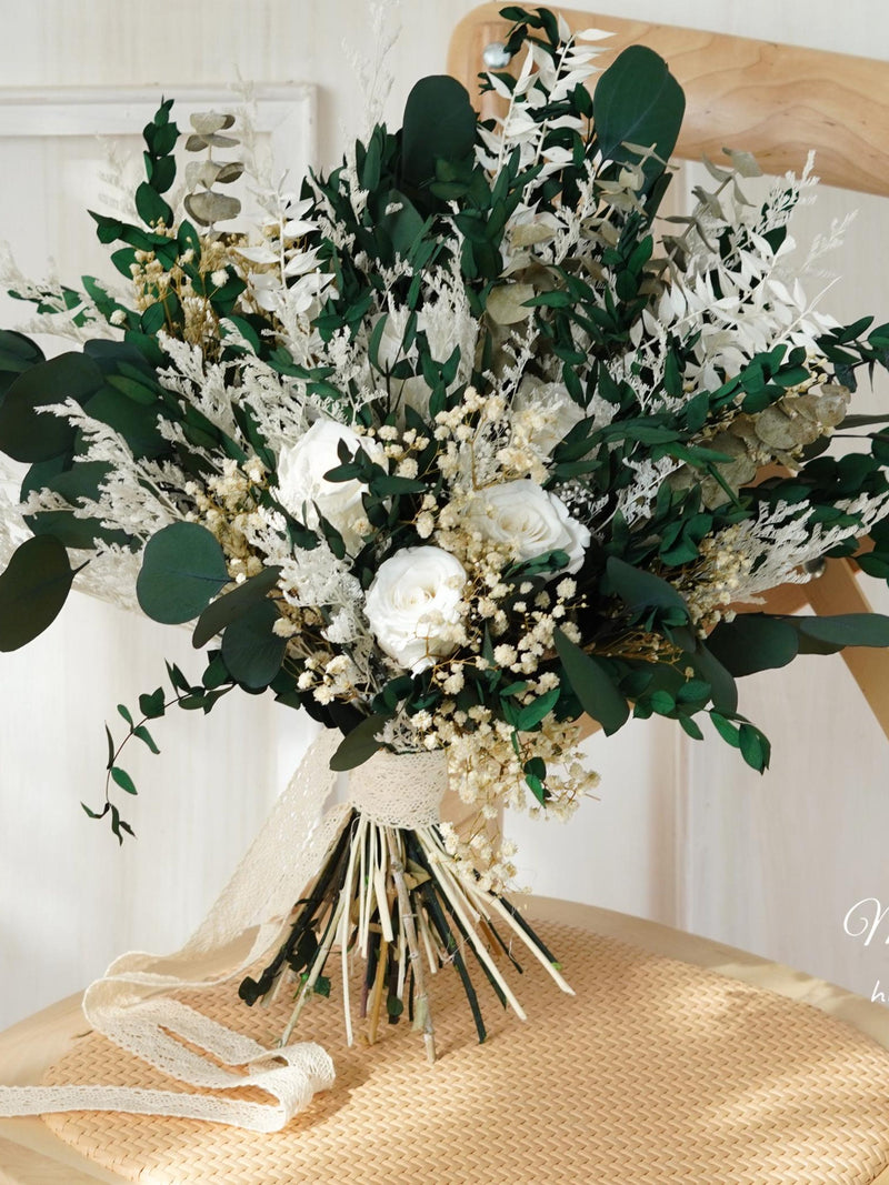 Eucalyptus leaf Natural Color Dusty /Pampas Grass wedding bouquet Dried Bridal bouquet Flower bouquet,Rustic Boho Brides,Bridesmaid bouquet Bouquet