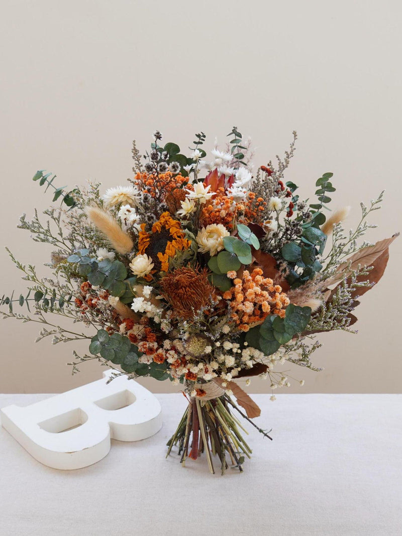 Sunflowers~Baby Breath~Daisy~Eucalyptus Countryside Wedding Bridal Bouquet_Mixed Dried Flowers Wedding Bouquet, Bohemian Bride wedding flower