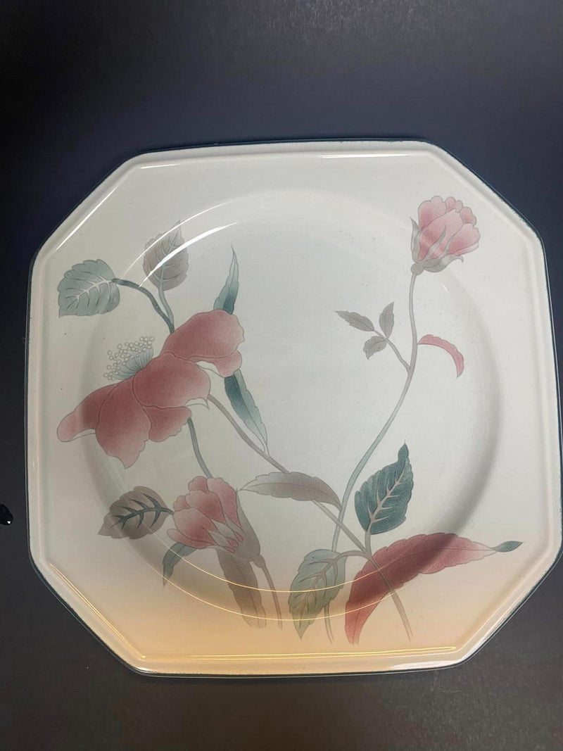 Mikasa Continental Silk Flowers F3003 Octagonal Salad Plate 8 inches silk flower
