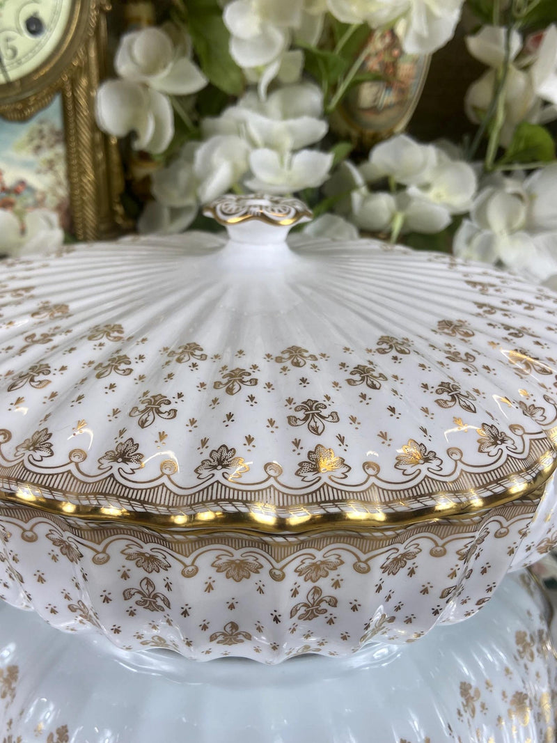 Rare Spode Fleur de Lys tureen/ vegetable dish flower spore