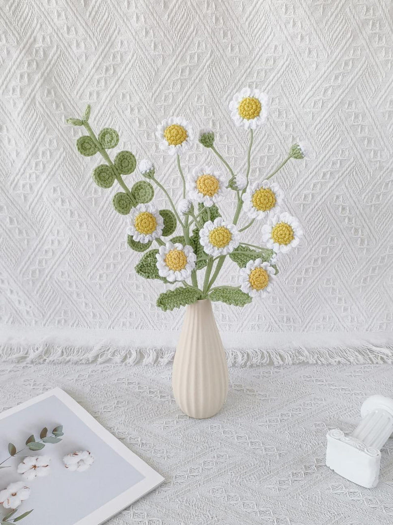 Crochet Daisy Bouquet, April Birth Flower, Handmade Spring Gift birthday flower