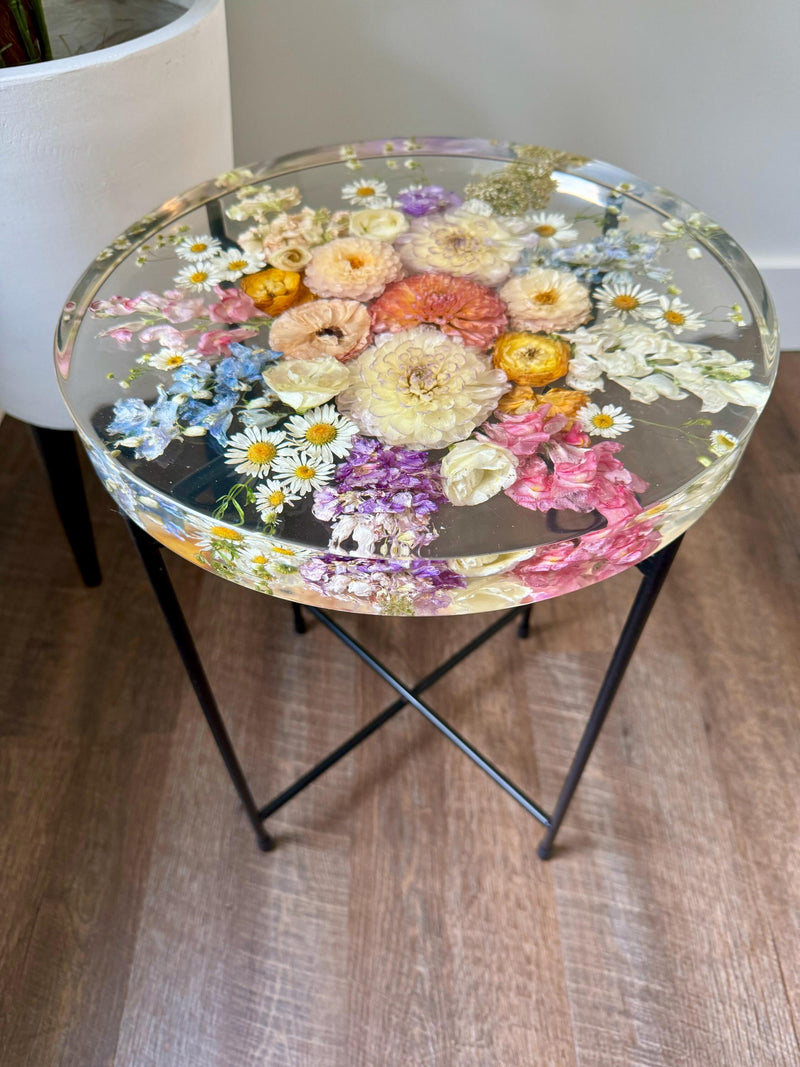 RESERVATION DEPOSIT*** Custom|Resin|Wedding Bouquet|Preserved Flowers|Table|Keepsake|Gift |Art|Decor|Bride|Memorial charcuterie |Board| Home Bouquet