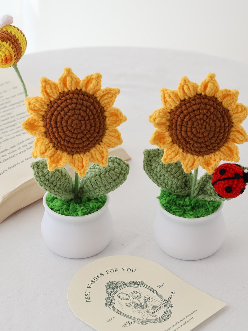 Crochet sunflower in pot handmade personalized gift for mother home decor desk decor knitted sunflowers with bee birthday gift for her house warming flower