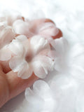 Silk organza fabric flowers 3D petals 30pcs: wedding dresses, veils, gloves, 3D appliquŽ silk flower