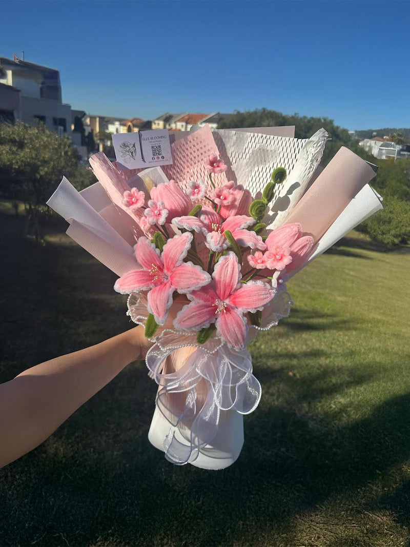 Handmade Pipe Cleaner Flower Bouquet, Everlasting Floral Gift Bouquet