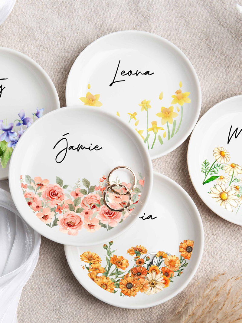 Custom Birth Flower Trinket Dish,Birthday Jewelry Dish Gift,Jewelry Dishes For Women,Custom Ring Holder Birth Flower,Custom Name Gift birthday flower