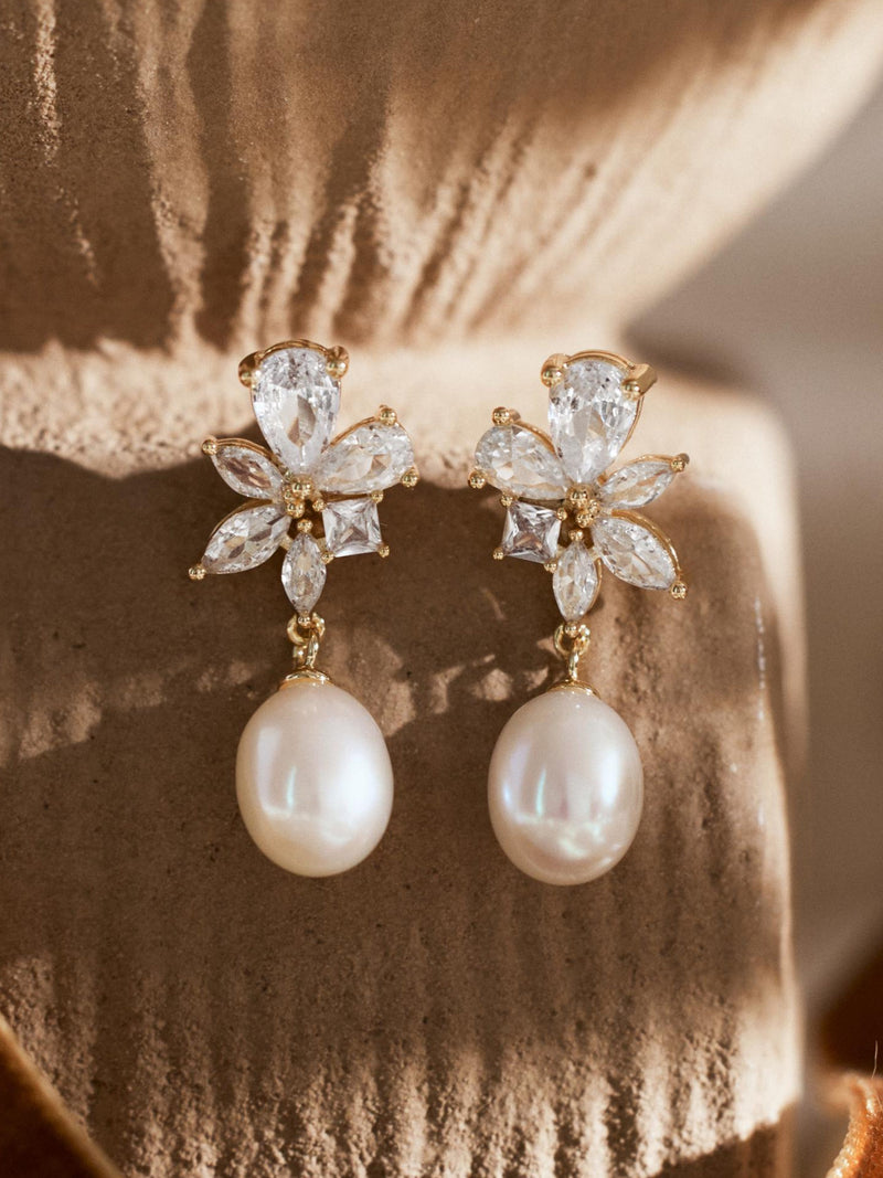 Dainty Diamond Flower Pearl Earrings, Freshwater Pearl Drop, Bridal Earrings, Wedding Jewelry, Bridesmaid Gift, Gift for Mom, Gifts for Mom wedding flower