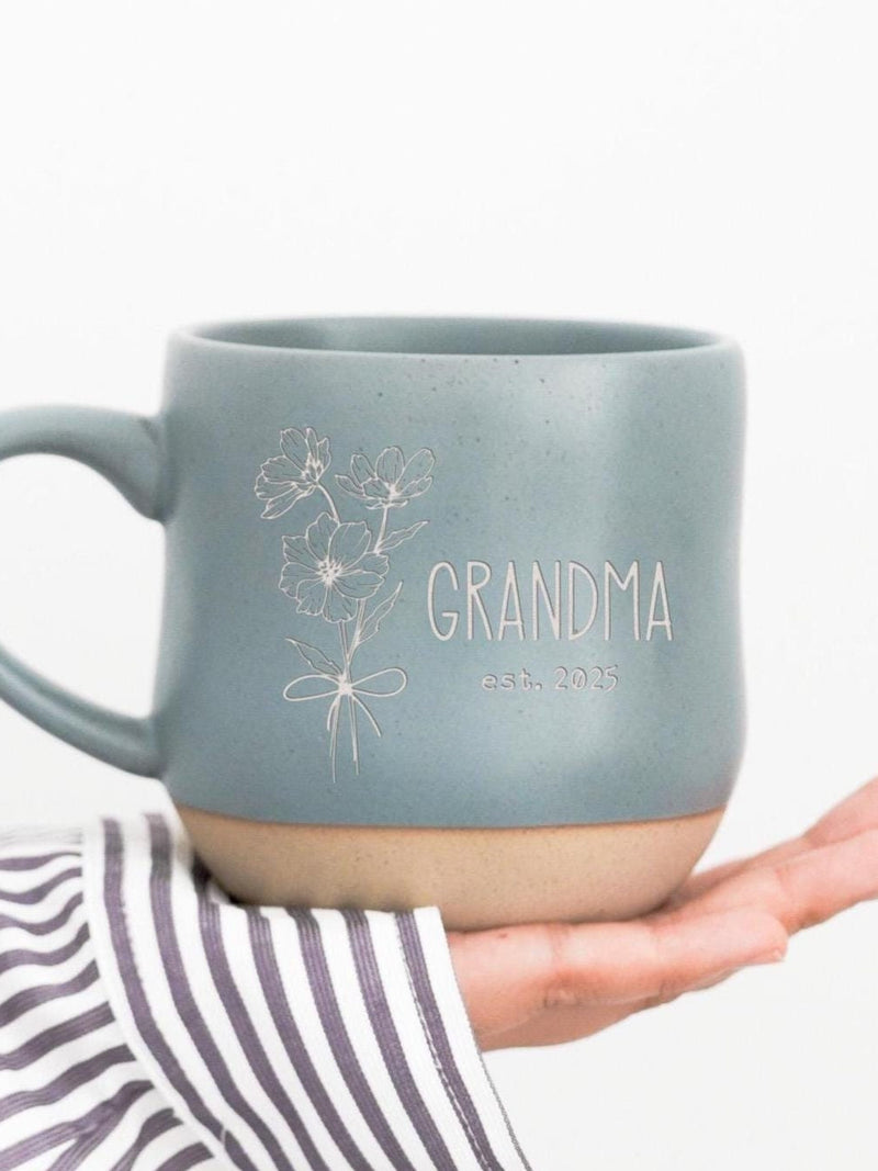 Large Engraved Coffee Mug Birth Flower Mug,Personalized Pottery Mug Family Gift,Customized Christmas Mug Mothers Day Gift for Her PD birthday flower