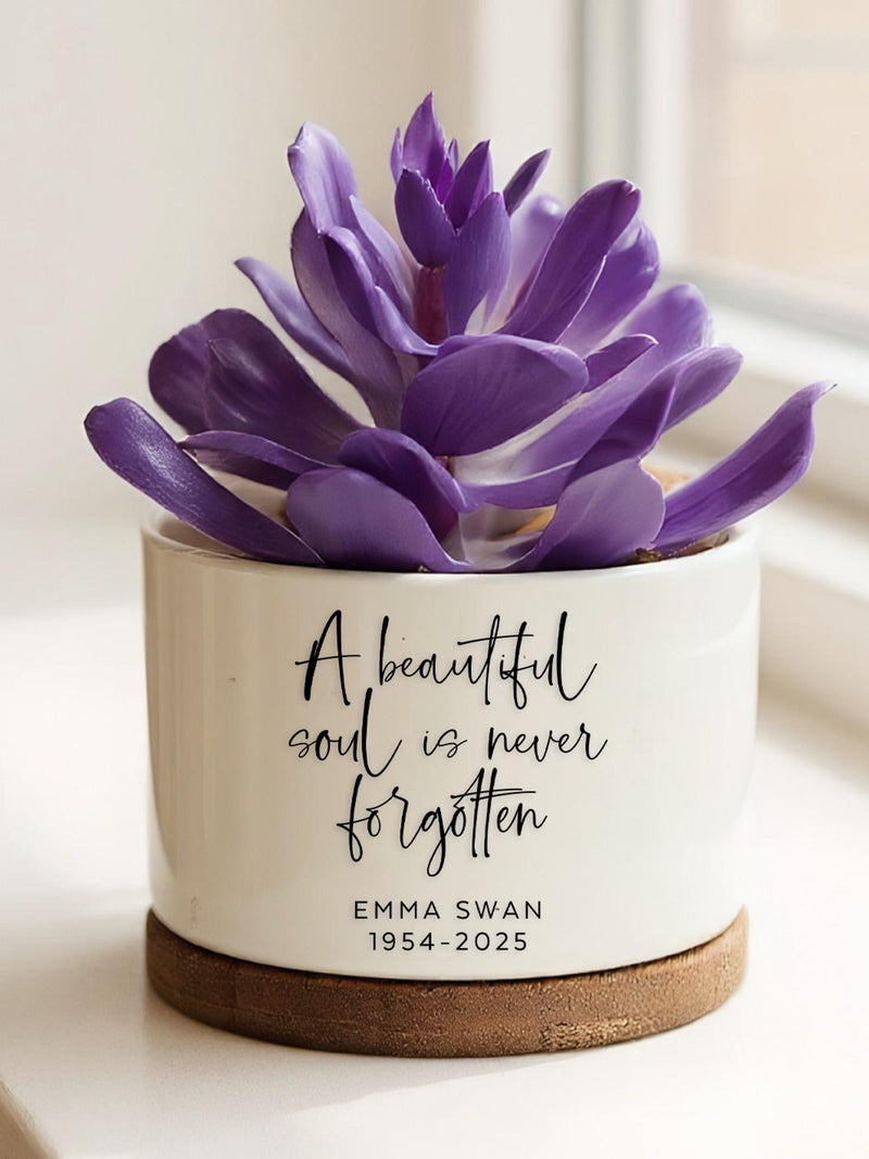 Personalized Memorial Planter Pot, Celebration of Life, Personalized Condolences Gift, Memorial Gift, Gift for Grieving, Sorry For Your Loss sympathy flower