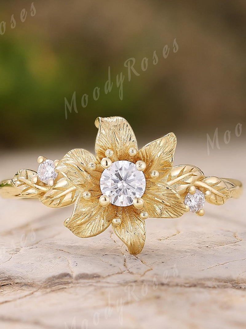 14K Gold Lifelike Lily Birthday Flower Engagement Ring Ð Hand Sculpted Floral Ring with Leaves, Nature Inspired Wedding Ring for Women birthday flower