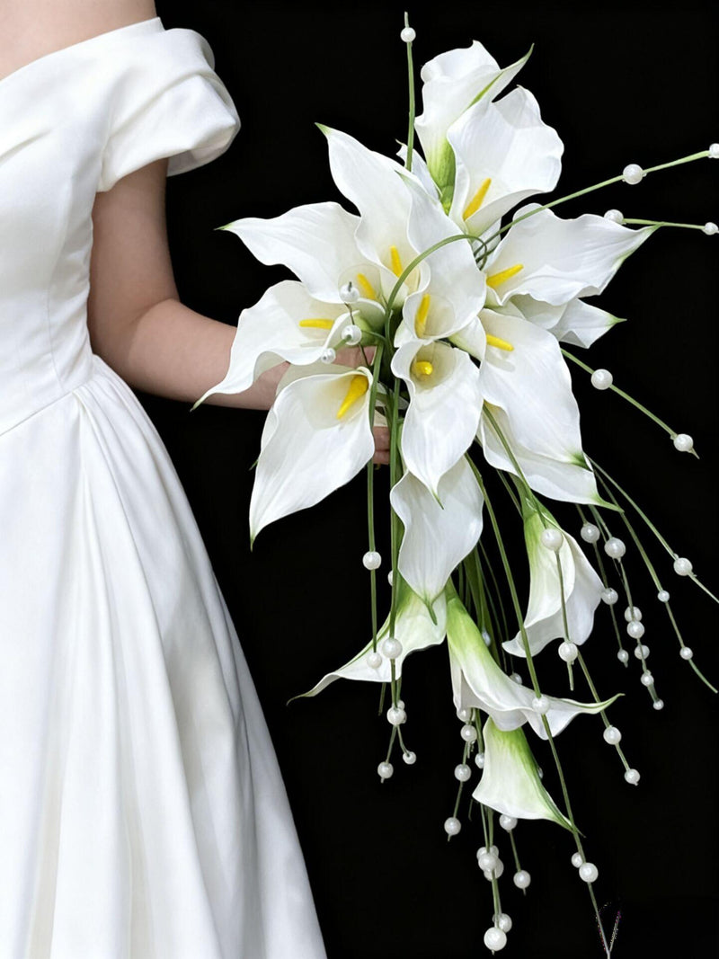 Romantic White Calla Lily Bridal Bouquet with Draping Pearls Bouquet