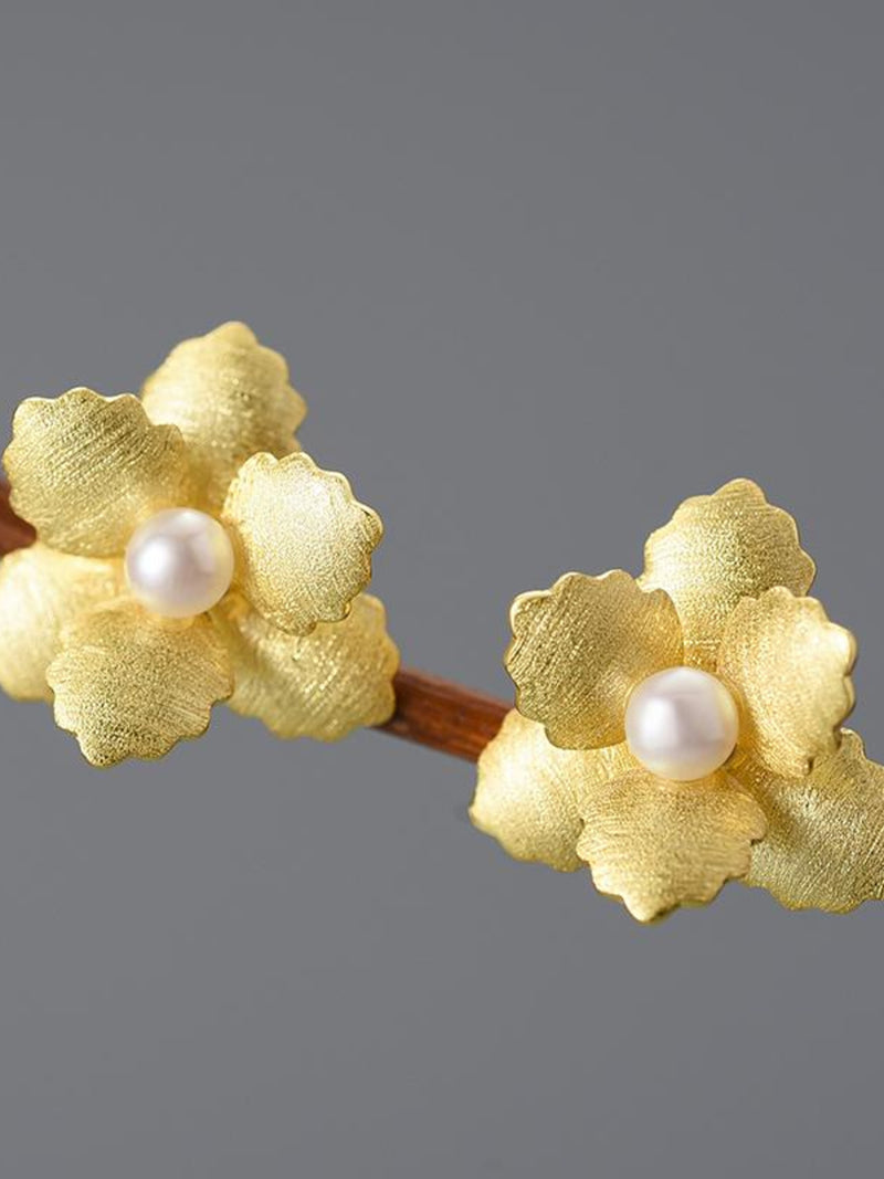 Gold Pearl 12mm Flower Stud Earrings ¥ 18k Gold Plated Sterling Silver ¥ Vermeil Botanical Organic Floral ¥ Tariff Free Delivery to USA FLOWER DELIVERY