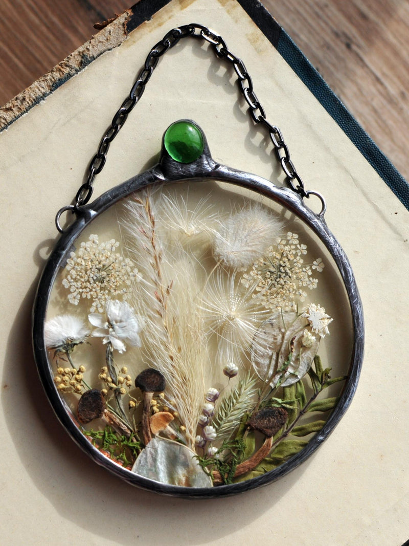 Pressed Flower Glass Decor 3.5 in / 9 cm Ð Forest Mushrooms & Ferns Ð Botanical Wall Hanging Gift flower spore
