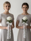 Artificial White Rose Bouquet with Pearl Name Tag Ð Classic Wedding Flowers Bouquet
