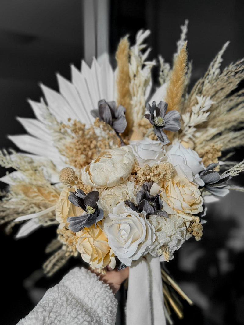 Dried Wedding Bouquet, Boho Bridal Bouquet, Wedding Bouquet,Bridal Ivory Rustic Bouquet, Grey Accent Bride bouquet, Dried flowers bouquet Bouquet