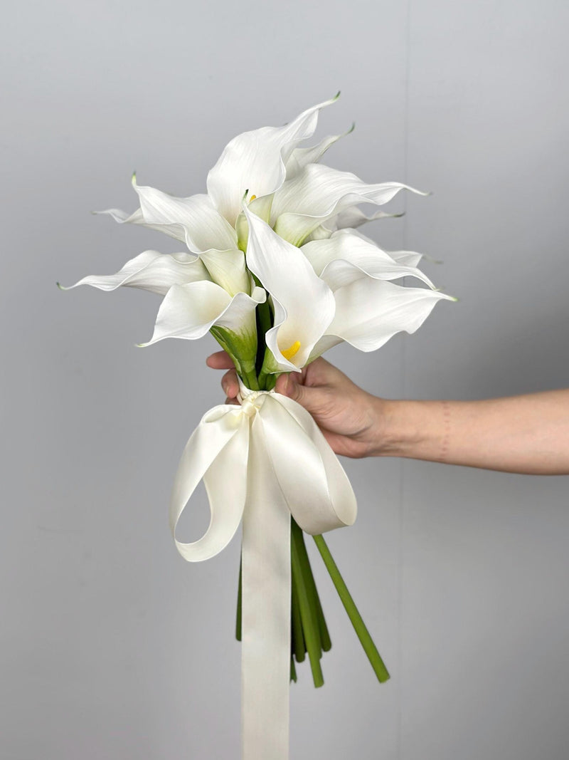 Real Touch Calla Lily Bouquet, Rustic Wedding Flower, Elopement Size silk flower