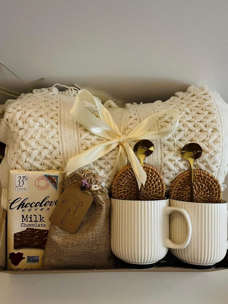 Housewarming Gift for Couple Ñ Cozy Home Starter Box house warming flower