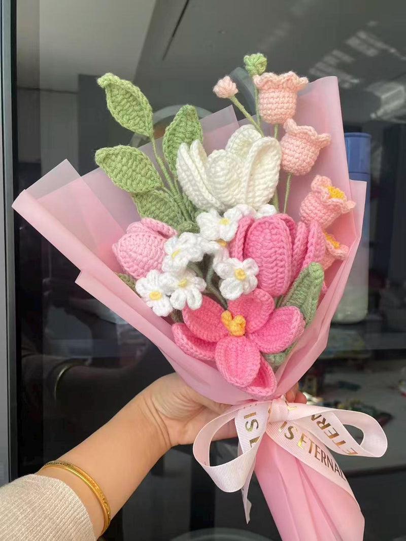 Crochet Rose Bouquet, Handmade Floral Arrangement, Crochet Bouquet for Mom, Girlfriend, Friends, Valentine Gifts, Knitted Rose Flower FLOWER DELIVERY