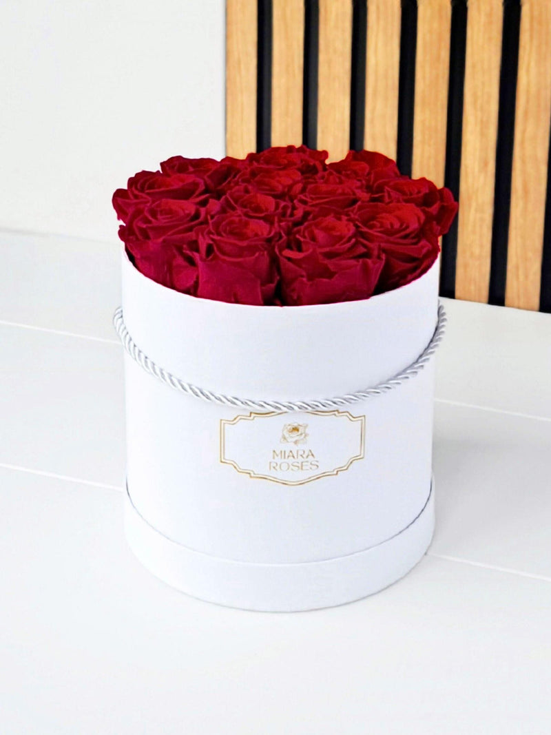 Best Custom Gift, 12 Preserved Real Roses, Stay Fresh for 2+ Years in Round Box, Luxury Flowers, Elegant Floral Home Decor Gift, Minimalism FLOWER DELIVERY