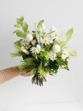 Preserved Daisy Bridal Bouquet, Nature Inspired Romantic Green and White Wedding Bouquet, Dried Flower Bride Bouquet, Elegant Floral Decor Bouquet