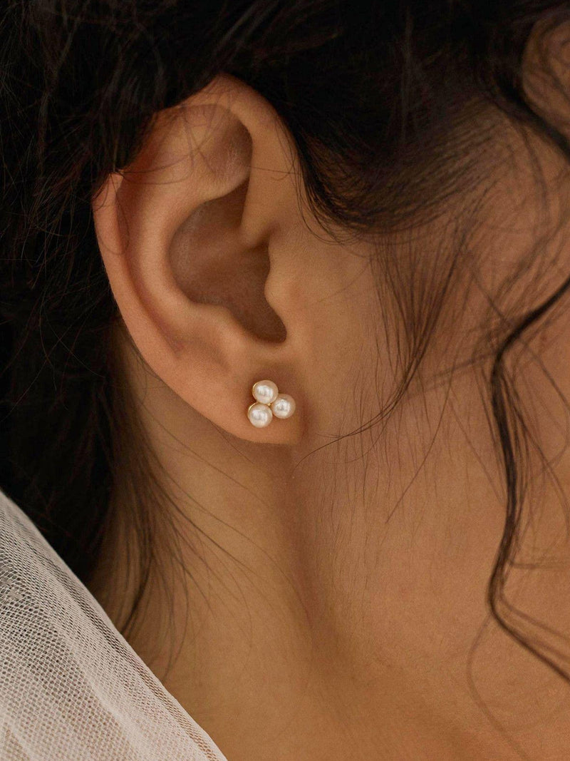 Dainty 3Pearls Stud Earrings, Real Freshwater Pearls Earrings, Tiny flower Earrings, Wedding Earrings, Bridesmaid Jewellery,Mothers Day Gift FLOWER DELIVERY