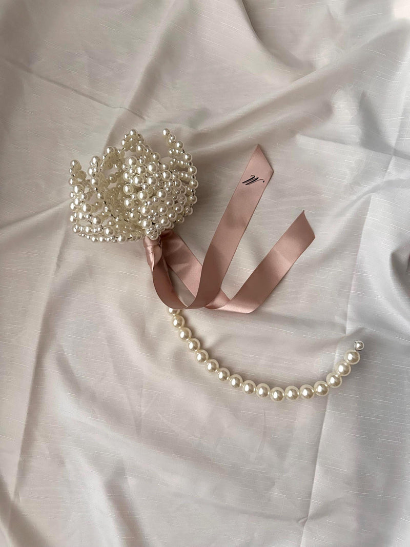 Handmade Pearl Lotus Bridal Bouquet, Elegant Wedding Flowers Bouquet